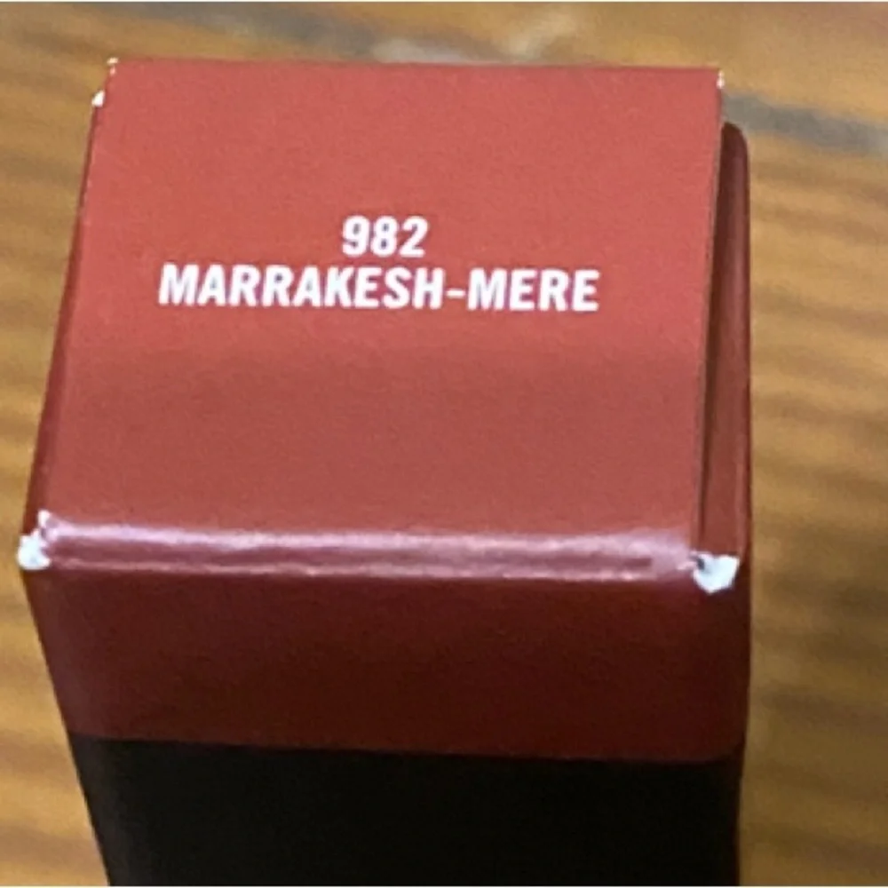 MAC Cosmetics Powder Kiss Liquid Lipcolour Marrakesh-mere